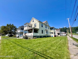 250 W Fulton St, Gloversville, NY 12078
