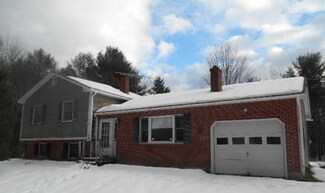 567 Marsh Rd, Sabattus, ME 04280