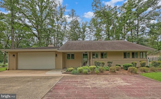 7400 Braddock Rd, Annandale, VA 22003