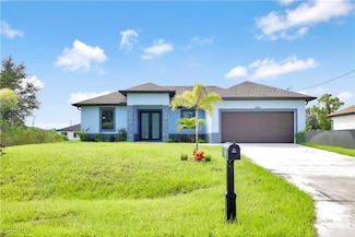 550 Lone Star Ln, Lehigh Acres, FL 33974