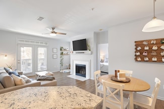 45 Sycamore Ave Unit 625, Charleston, SC 29407