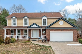 2691 Marshfield Dr, Pittsburgh, PA 15241