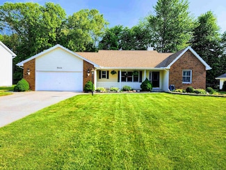 3444 Oak Leaf Dr, Fort Gratiot, MI 48059