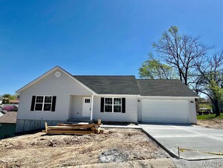 200 5th St, Marthasville, MO 63357