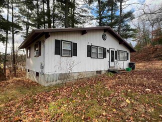 1 Knowlton Rd, Nashua, NH 03063