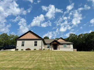 34430 Berry Frost Ln, Poteau, OK 74953