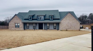 9 Davis Rd, Byhalia, MS 38611
