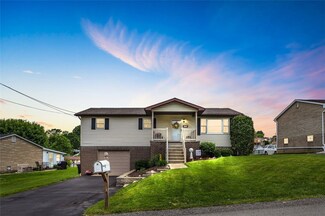 15 Sandy Dr, Jeannette, PA 15644