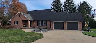 102 Social Row, Marietta, OH 45750