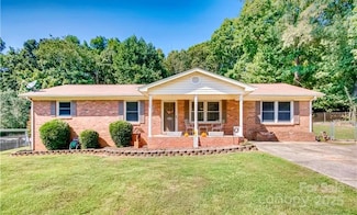 124 Riley Rd, Dallas, NC 28034