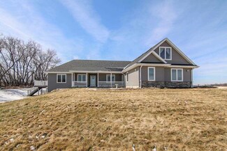 4433 Ridge Rd, Deerfield, WI 53531