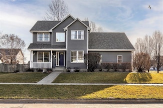 310 NE Cedar Ave, Earlham, IA 50072