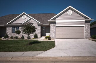 232 River Park Dr, Middlebury, IN 46540