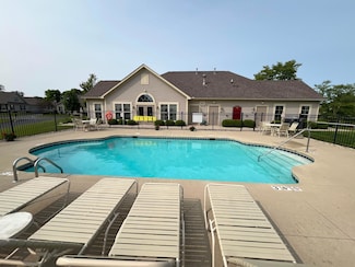 1240 Paddock Loop Unit 1240, Washington Court House, OH 43160