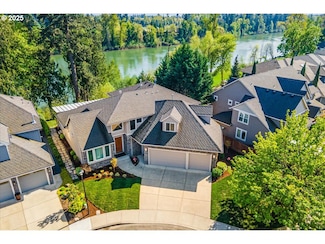 32092 SW Willamette Way E, Wilsonville, OR 97070