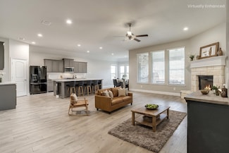 15013 Fleet Hill Rd, Hudson Oaks, TX 76087