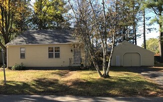 25 S Main St, South Deerfield, MA 01373