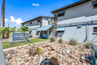 3025 N 32nd St Unit 2, Phoenix, AZ 85018