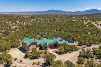 9 Canon Escondido, Sandia Park, NM 87047