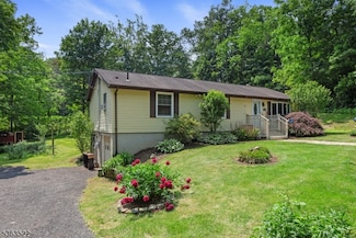 23 Buchanan Rd, Blairstown, NJ 07825