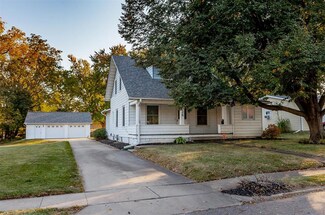 326 Virginia Ave, Des Moines, IA 50315