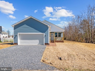 12 Sunrise Ave, Ridgely, MD 21660