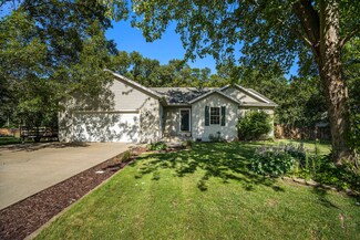 114 Serra Ct, Muskegon, MI 49442