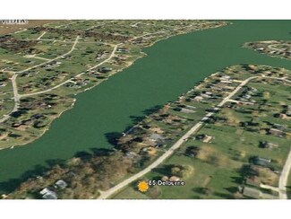 85 Delburne Dr, Davis, IL 61019