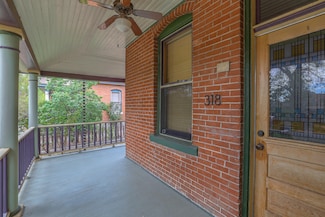 318 Walter St SE, Albuquerque, NM 87102