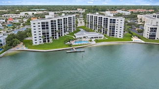 19800 Sandpointe Bay Dr Unit 106, Tequesta, FL 33469