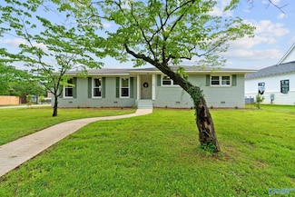 1401 Woodmont Ave SE, Huntsville, AL 35801