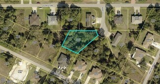 1504-1506 Hope Ct Unit 15, Lehigh Acres, FL 33973