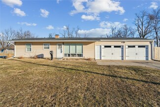158 Mayden Ave SW, Cedar Rapids, IA 52404