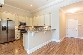 100 Nahant St, Wakefield, MA 01880