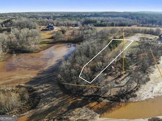 519 Bluewater Bay Dr, Macon, GA 31220