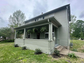 425 Nebraska Ave, Holton, KS 66436