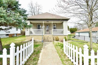 1409 E Fairoaks Ave, Peoria, IL 61603