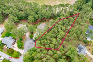 902 Freeport Ct, Fairfield Harbour, NC 28560