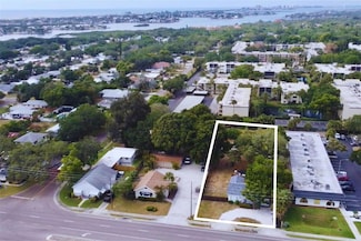 14255 Walsingham Rd, Largo, FL 33774