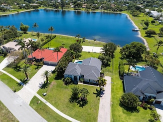 9640 Eagle Point Ln, Lake Worth, FL 33467