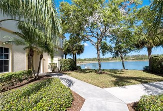 7821 Clemson St Unit 102, Naples, FL 34104