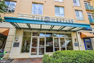 2200 N Westmoreland St Unit 401, Arlington, VA 22213