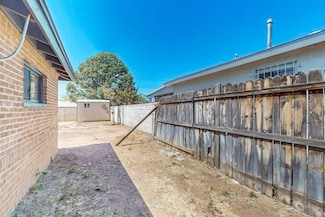 2227 Inez Dr NE, Albuquerque, NM 87110