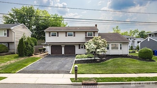 1208 Omaha Rd, North Brunswick, NJ 08902
