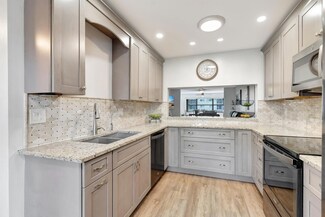 7698 Tahiti Ln Unit 1030, Lake Worth, FL 33467