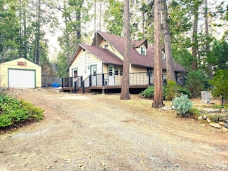 41693 Corlew Ln, Auberry, CA 93602