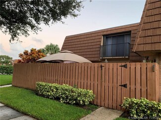 2565 Garden Ct Unit 308, Hollywood, FL 33026