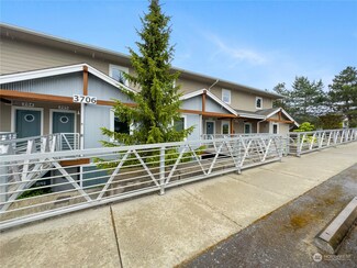 3706 Portage Ln Unit 101, Anacortes, WA 98221