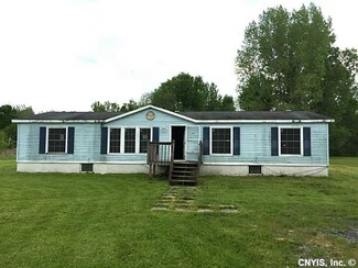 1970 Lamson Rd, Phoenix, NY 13135