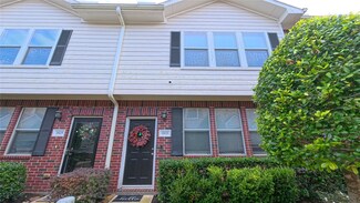 1823 Kemah Village Dr, Kemah, TX 77565